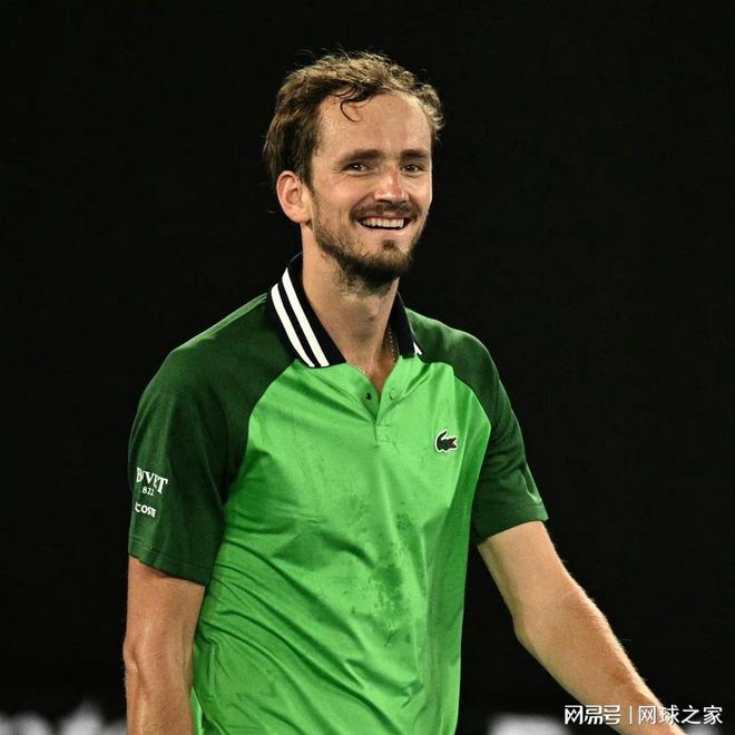 球员市场竞 球员市场竞