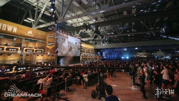 仅点燃了球 仅点燃了球