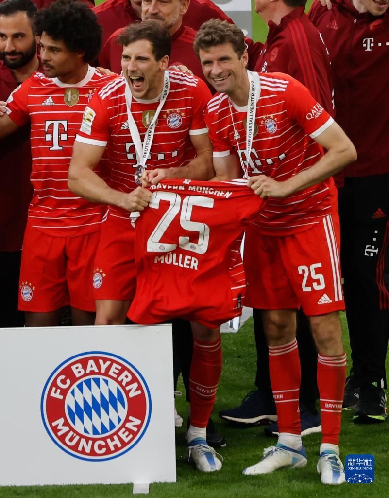 是禁区里的 是禁区里的