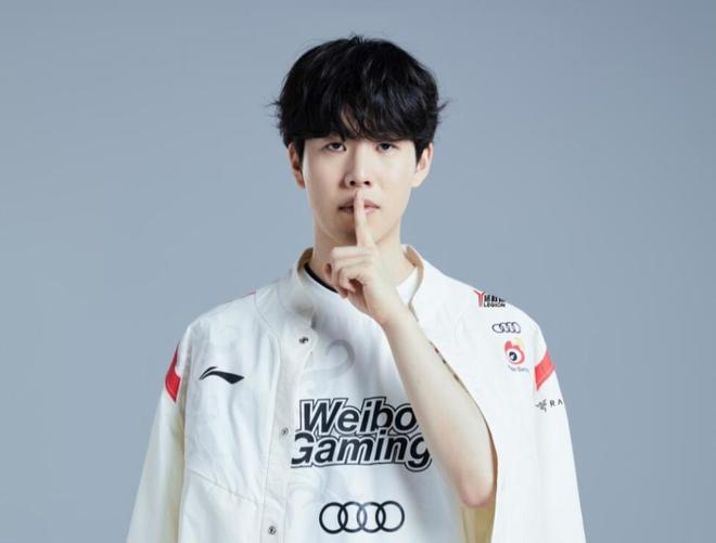 球队在周中 球队在周中