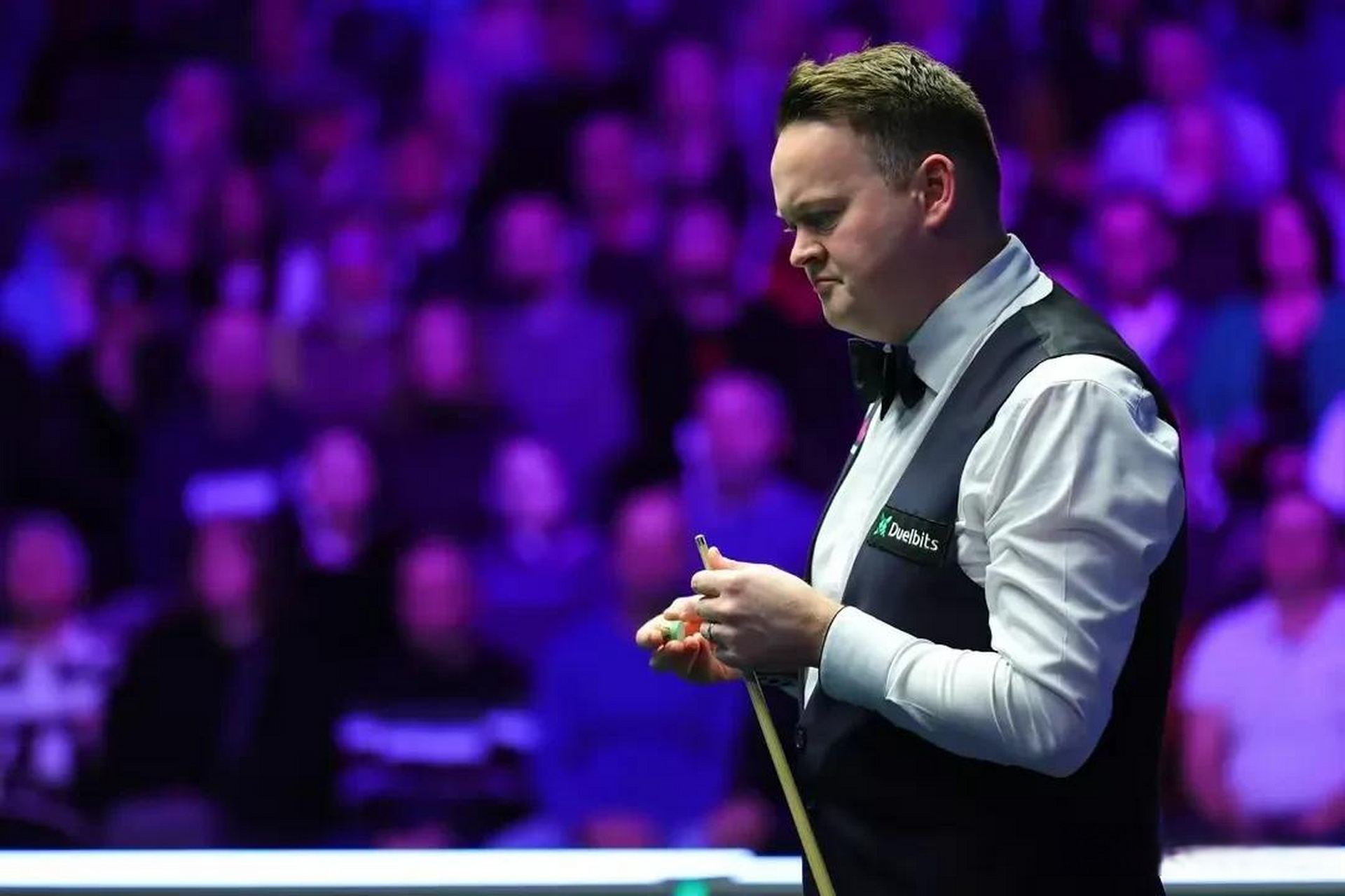 扑克中如何识别错误策略(如何辨别扑克中的不当策略)